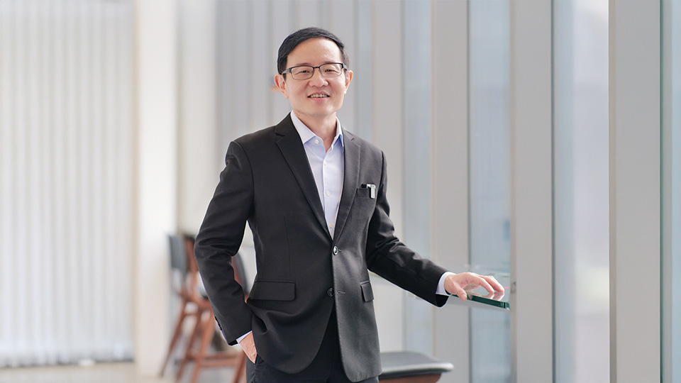 NUS Professor Lim Chwee Teck elected International Member of the prestigious US National Academy of Engineering